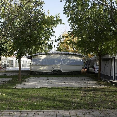 Camping Da Giovanni Peschiera del Garda Exterior photo