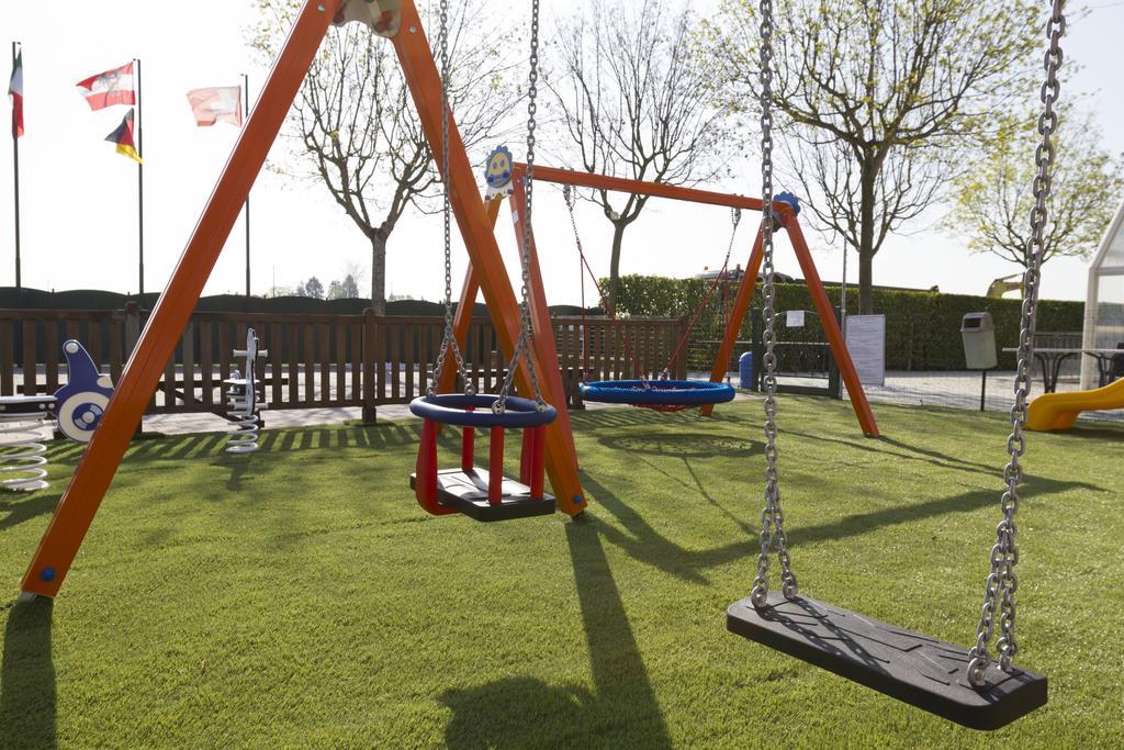 Camping Da Giovanni Peschiera del Garda Exterior photo